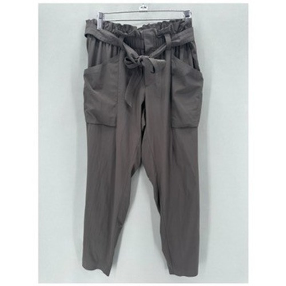 Athleta Skyline Paper Bag‎ Waist Pants Women Sz 6 Taupe Athleisure Travel Casual